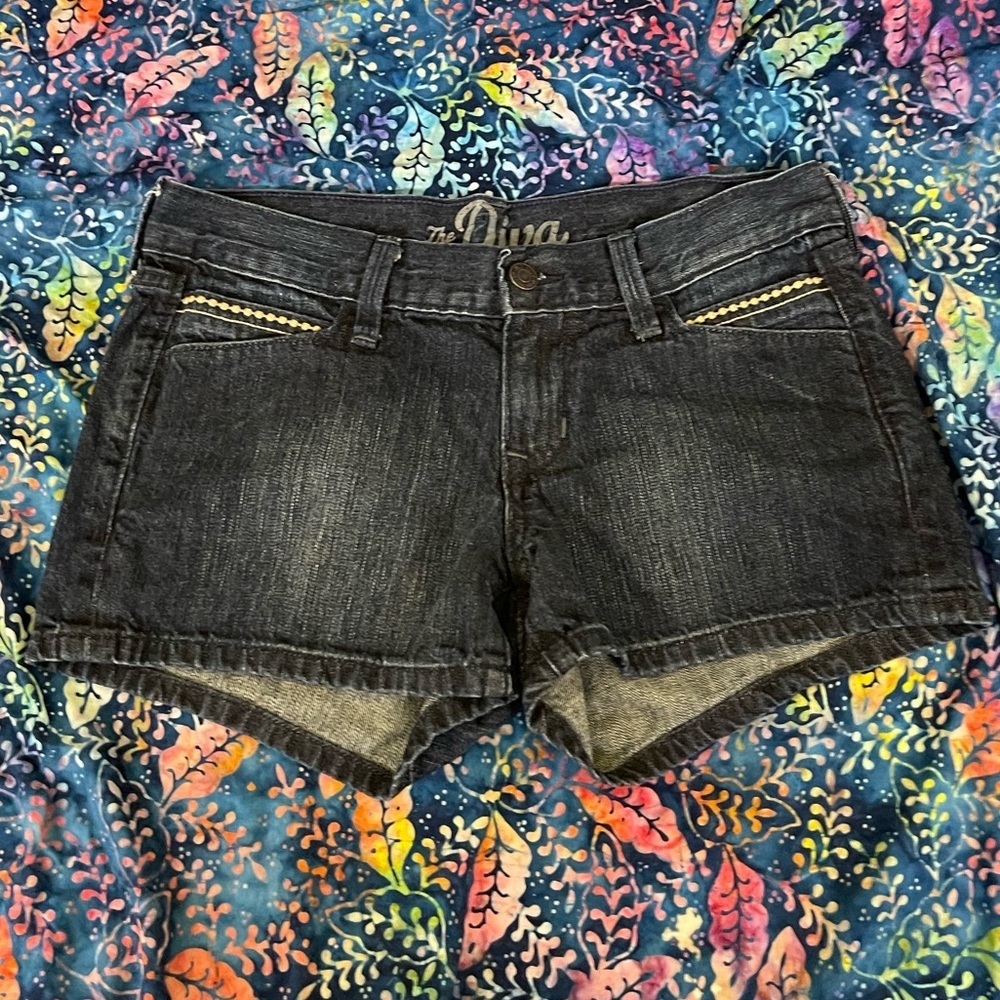 The Diva denim shorts Size 2